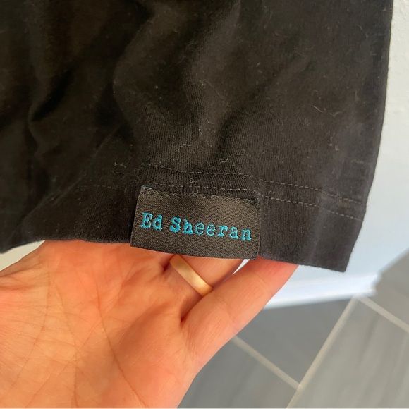 Ed Sheeran concert t-shirt - Picture 4 of 6